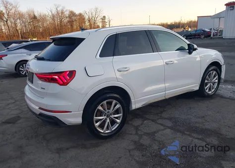 2023 Audi Q3 Premium 45 Tfsi S Line Quattro Tiptronic z USA, uszkodzony, nr VIN WA1DECF38P1105986